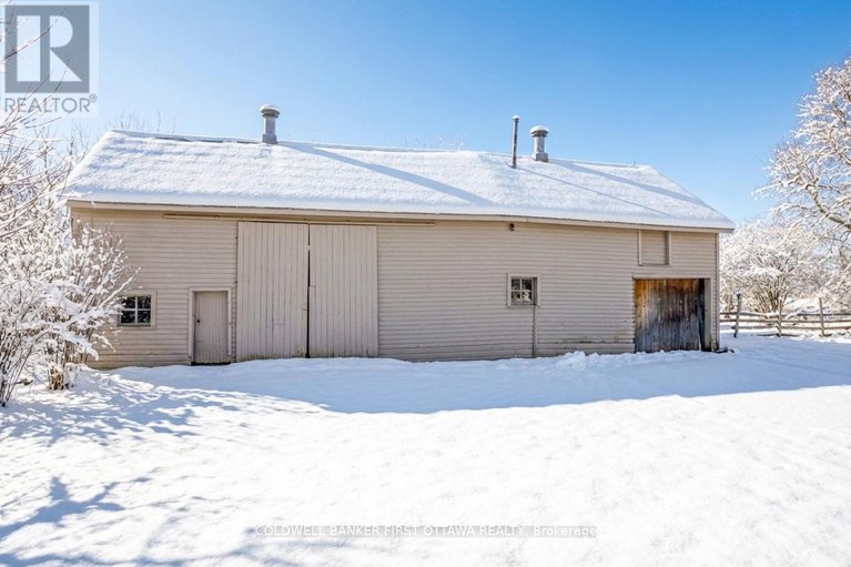 29212098/28-south-street/drummondnorth-elmsley-north-elmsley-twp/drummondnorth-elmsley/ontario/K7H2G1_35