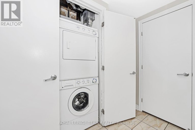 28538040/1404-234-rideau-street/sandy-hill/ottawa/ontario/K1N0A9_19