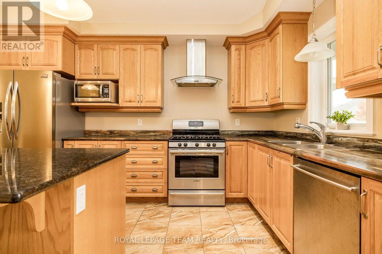 29034241/115-york-crossing-road/village-of-russell/russell/ontario/K4R0C5_15