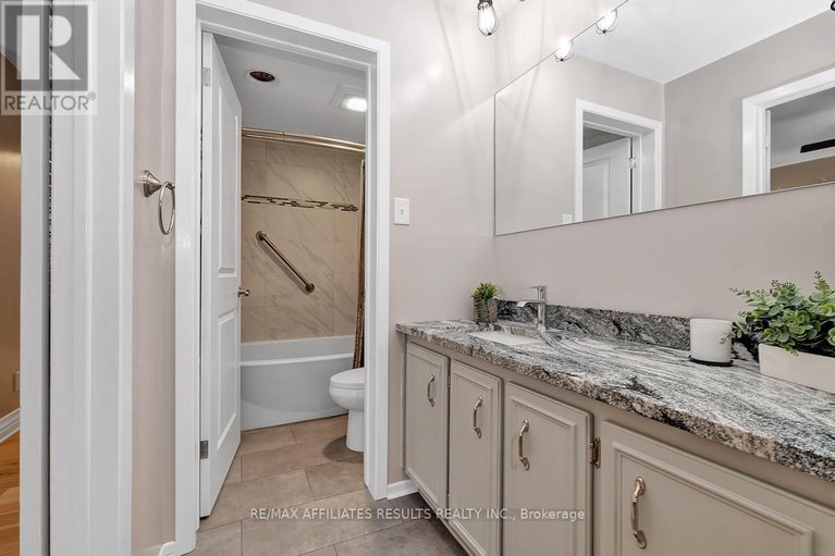 29356679/44-5-arbor-ridge/stittsville-central/ottawa/ontario/K2S1B9_38