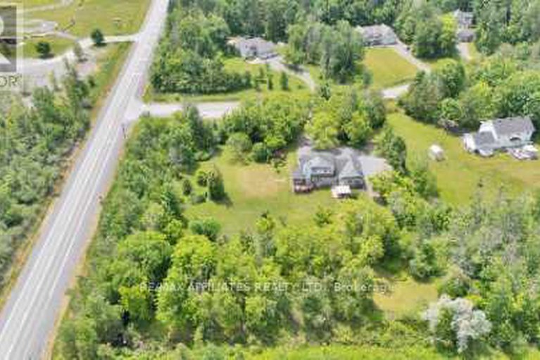28469895/3-kimini-drive/remainder-of-stittsville-area/ottawa/ontario/K2S1S6_49