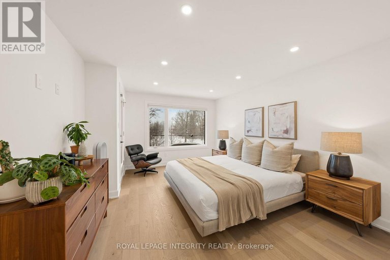 29407569/276-clare-street/westborohampton-park/ottawa/ontario/K1Z7E3_19