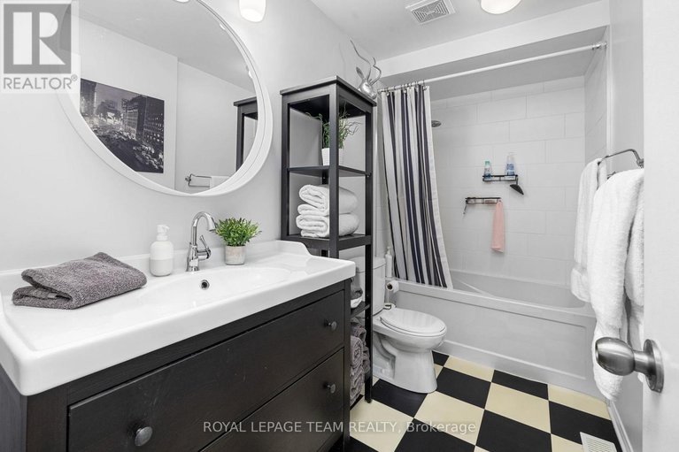 29228459/35-malvern-drive/pheasant-run/ottawa/ontario/K2J1M8_21