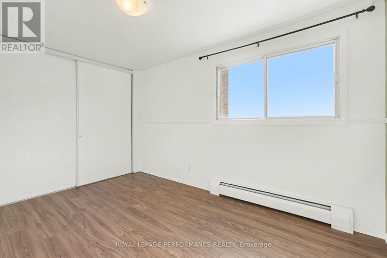 29437070/8-51-sumac-street/beacon-hill-south/ottawa/ontario/K1J7T7_24