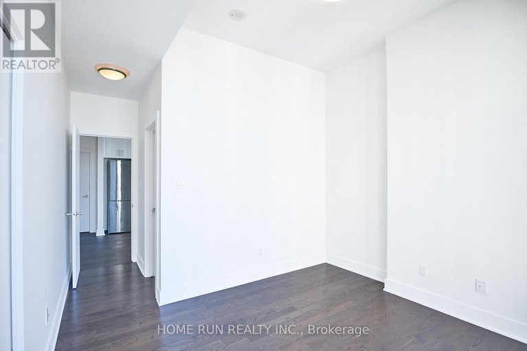 29046797/2703-40-nepean-street/ottawa-centre/ottawa/ontario/K2P0X5_18