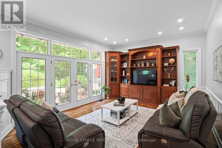 28641841/27-marchbrook-circle/rural-kanata-central/ottawa/ontario/K2W1A1_11