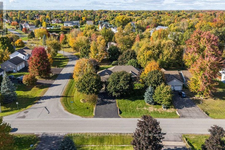 29118234/7051-donwel-drive/greely/ottawa/ontario/K4P1M7_46