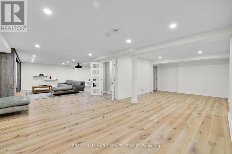 29588477/5567-south-island-park-drive/manotick-long-island-nicholls-island/ottawa/ontario/K4M1J2_31