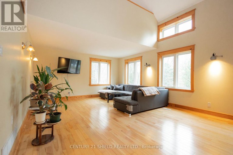 28247053/19867-kenyon-rd-concession-1/north-glengarry-kenyon-twp/north-glengarry/ontario/K0C1A0_13