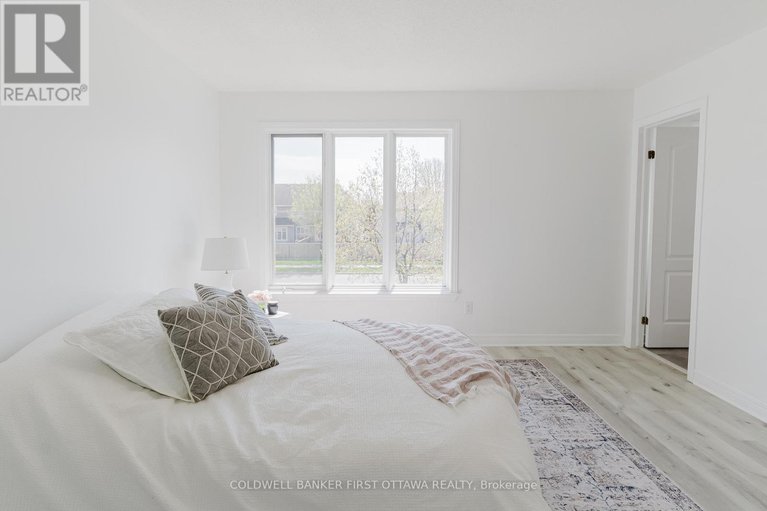 28463814/204-windhurst-drive/barrhaven-east/ottawa/ontario/K2G6H9_24