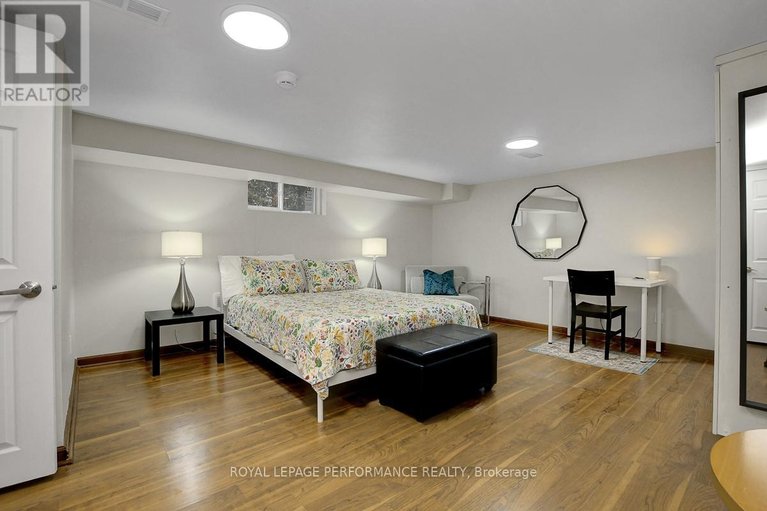 29629376/86-west-presland-road/overbrook/ottawa/ontario/K1K2C3_33