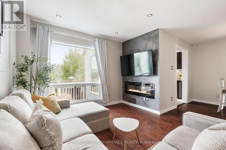28698439/1631-greywood-drive/chateauneuf/ottawa/ontario/K1C7L9_5