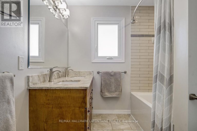 29125136/3365-daoust-avenue/sawmill-creektimbermill/ottawa/ontario/K1T1P3_25