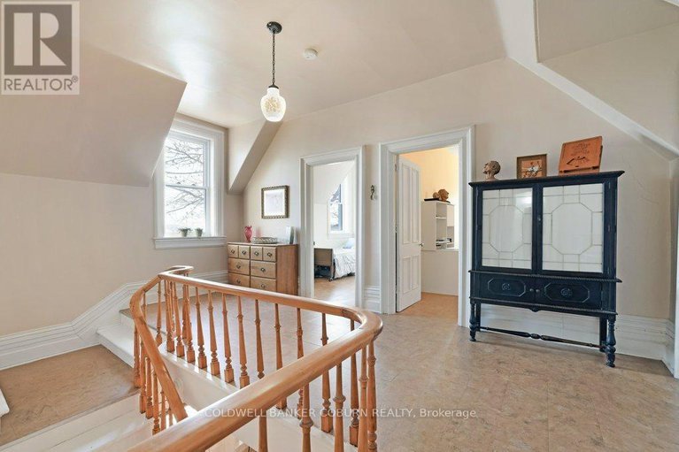 28218269/81-lakeshore-drive/morrisburg/south-dundas/ontario/K0C1X0_32