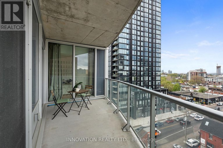 28527164/701-805-carling-avenue/west-centre-town/ottawa/ontario/K1S5W9_16