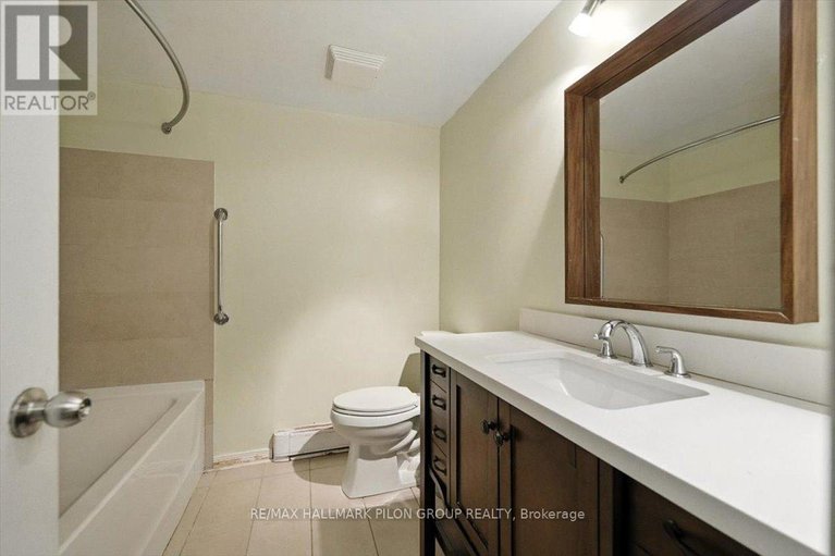 29180737/a-6748-jeanne-darc-boulevard/convent-glen-north/ottawa/ontario/K1C6E9_12