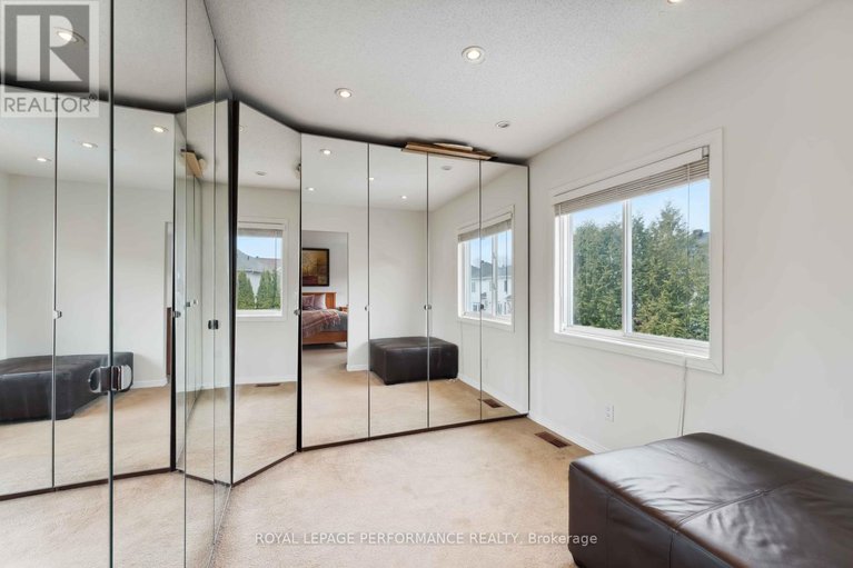 28191048/1060-charest-way/avalon-east/ottawa/ontario/K4A4B1_27