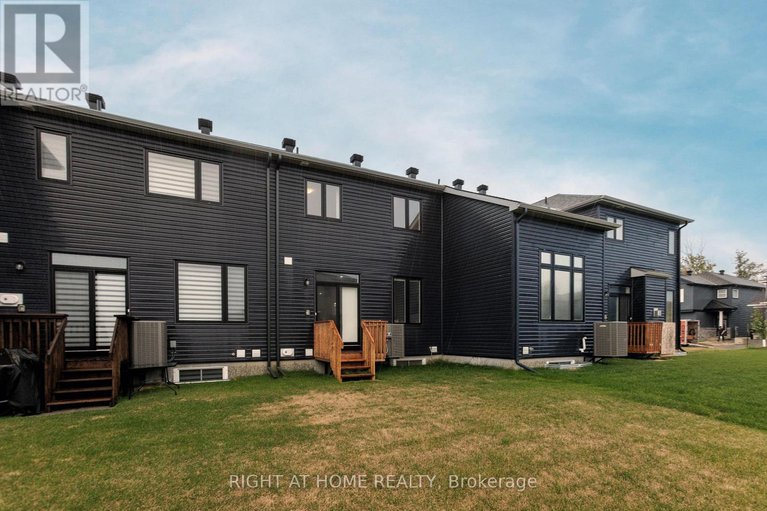 28828290/65-esban-drive/blossom-parkkemp-parkfindlay-creek/ottawa/ontario/K1X0H3_39