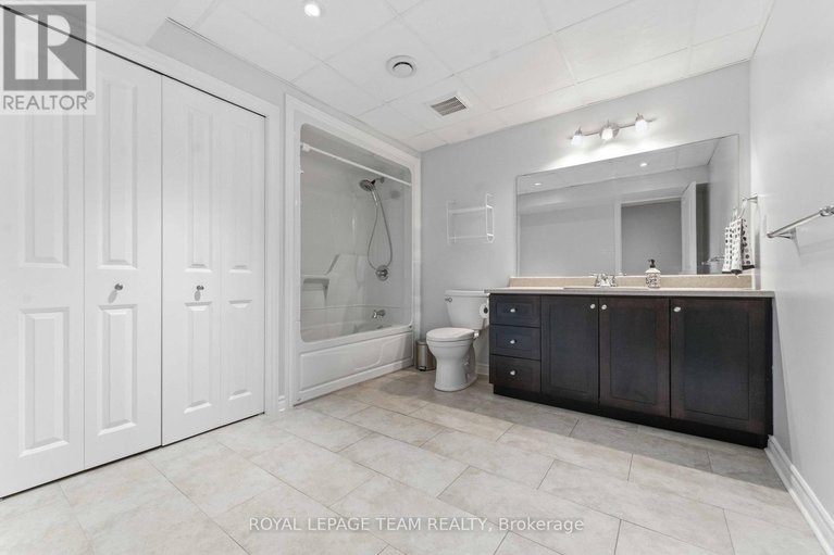 29563750/6868-sparkling-lake-way/greely/ottawa/ontario/K4P1R7_33