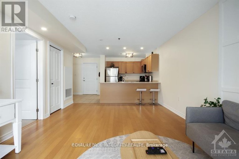 29377344/303-151-potts-private/notting-hillsummerside/ottawa/ontario/K4A0V7_11