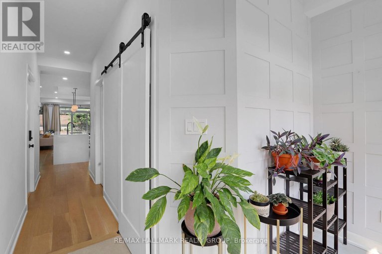 28551598/460-bevan-avenue/westborohampton-park/ottawa/ontario/K1Z5S4_3