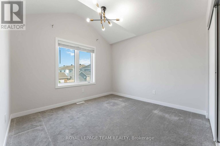 28703739/3040-travertine-way/half-moon-bay/ottawa/ontario/K2J6W9_35