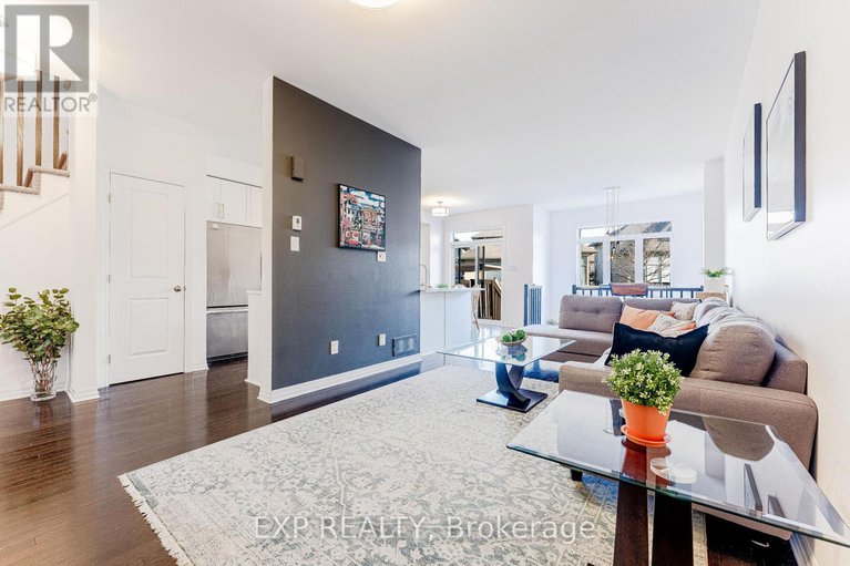 28328665/137-hawkeswood-drive/riverside-southgloucester-glen/ottawa/ontario/K4M0E6_12
