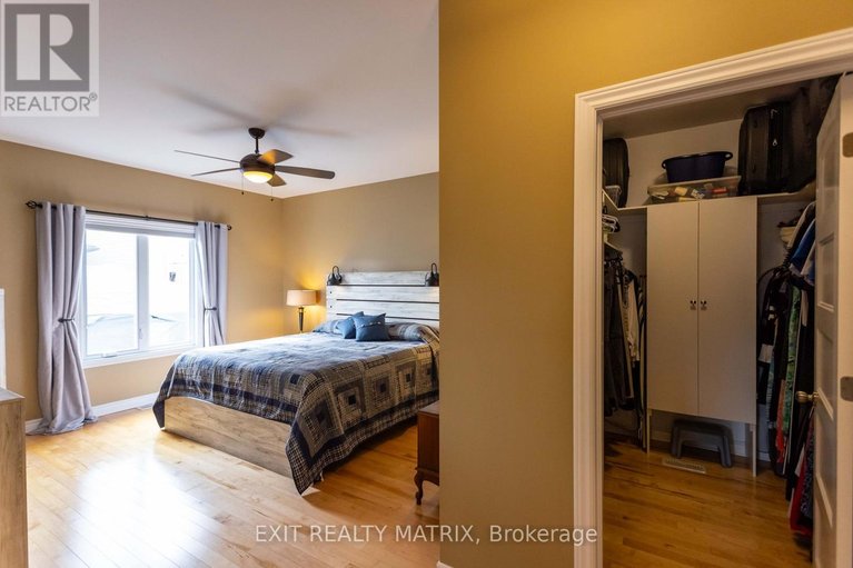 29600894/484-bruges-street/embrun/russell/ontario/K0A1W0_31