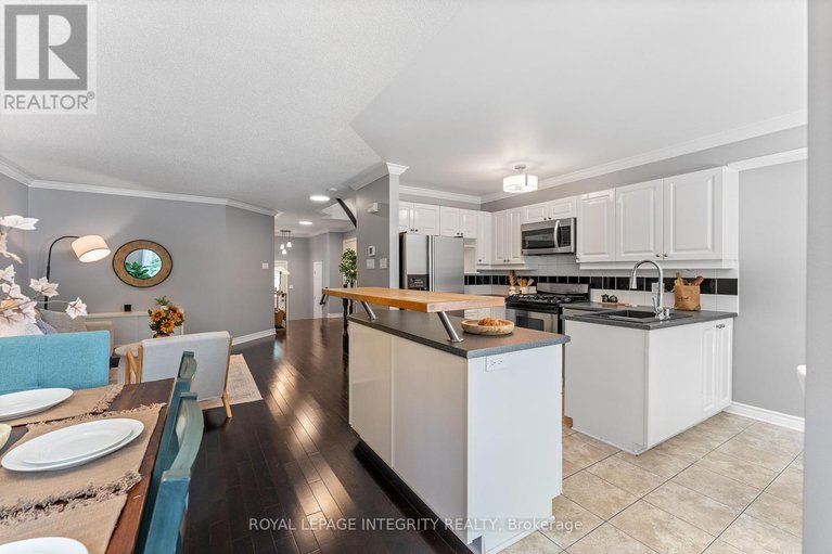 28951961/6308-sablewood-place/chapel-hill/ottawa/ontario/K1C7M6_20