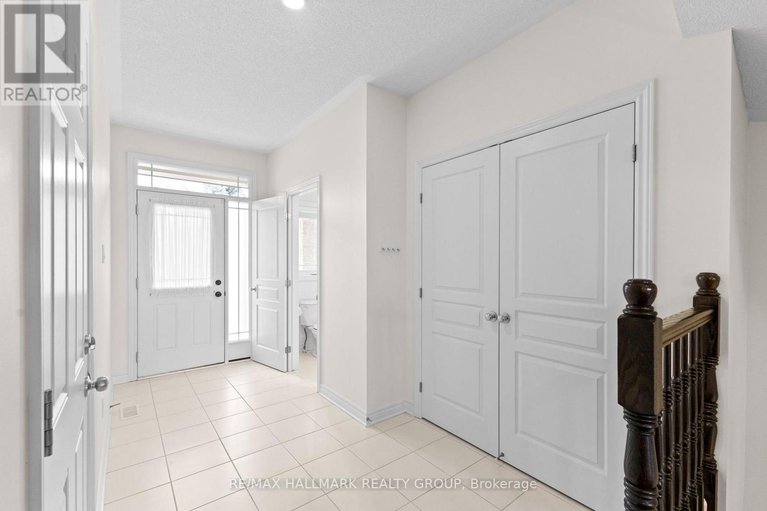 29419266/420-barrick-hill-road/emerald-meadowstrailwest/ottawa/ontario/K2M0H7_3