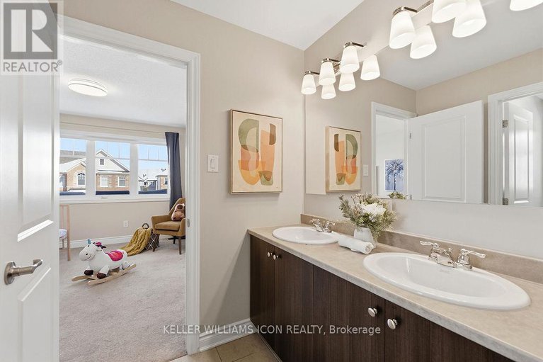 29360138/307-nonius-street/emerald-meadowstrailwest/ottawa/ontario/K2V0C5_37