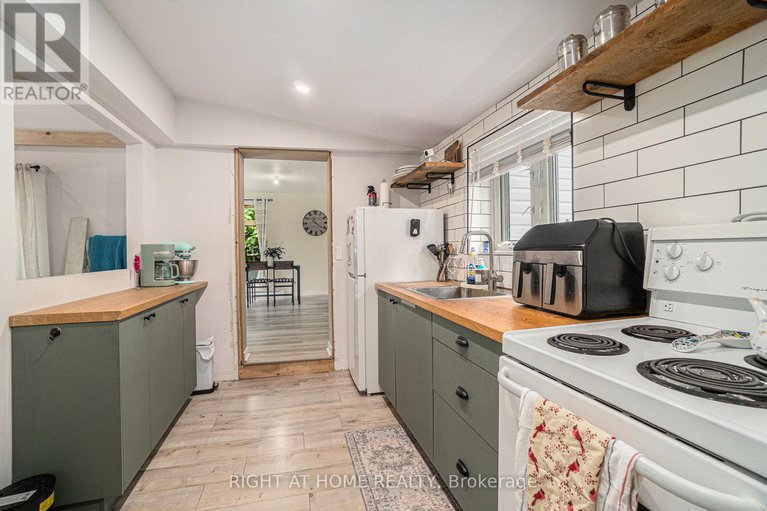 29153332/15-willis-james-lane/mcnabbraeside-twps/mcnabbraeside/ontario/K7S2A5_10