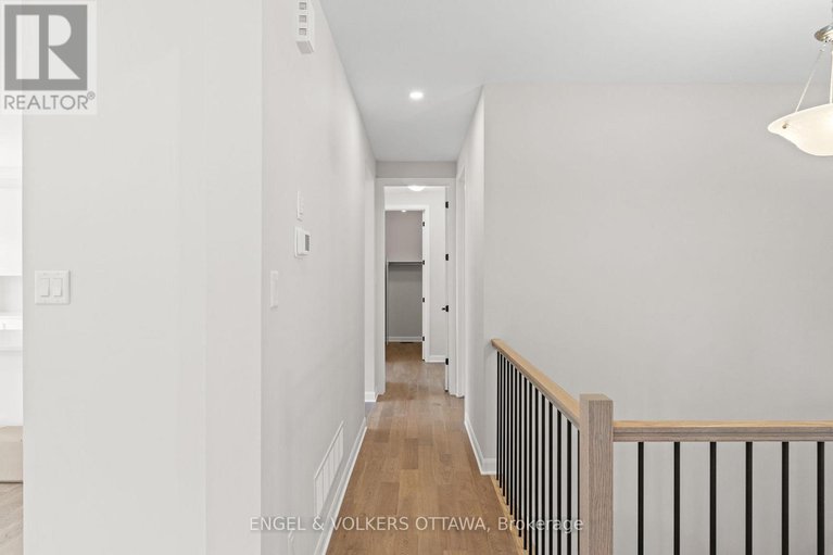 28326544/119-darleux-place/mahogany-community/ottawa/ontario/K4M0M7_21