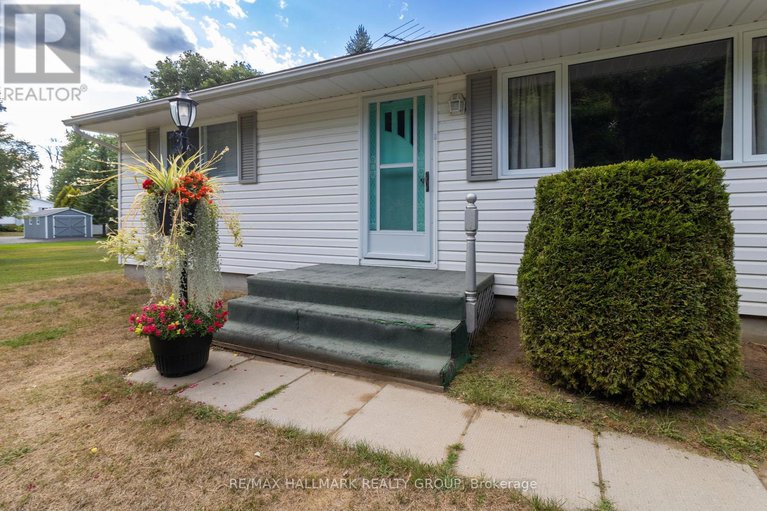 28791608/5542-algonquin-road/augusta-twp/augusta/ontario/K0E1T0_8