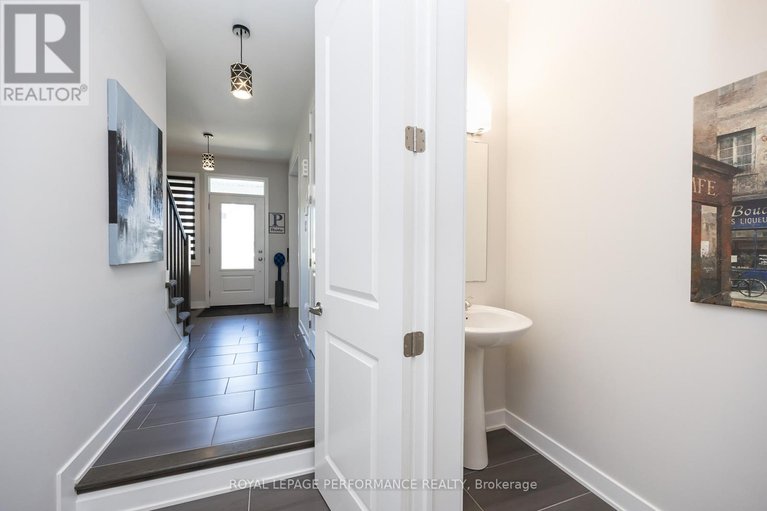 28700474/816-bascule-place/btwn-franktown-rd-fallowfield-rd/ottawa/ontario/K0A2Z0_10