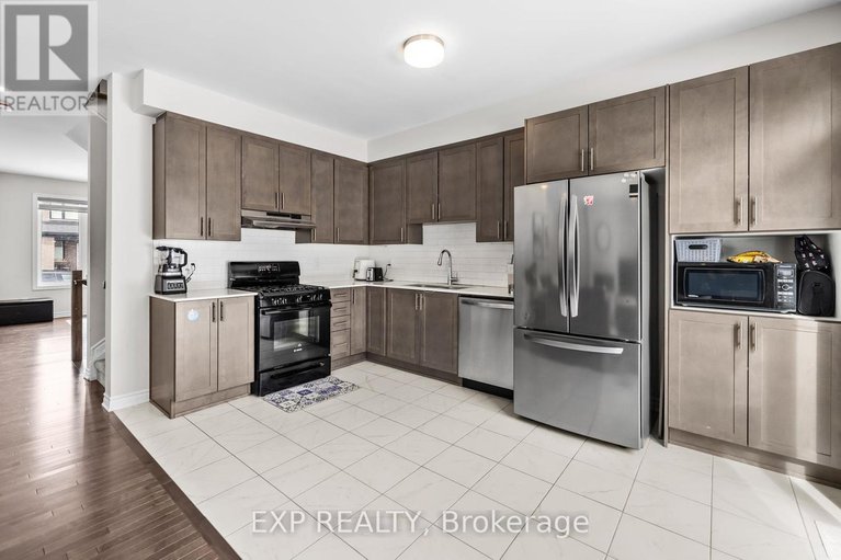 28441060/229-appalachian-circle/half-moon-bay/ottawa/ontario/K2J6X4_9