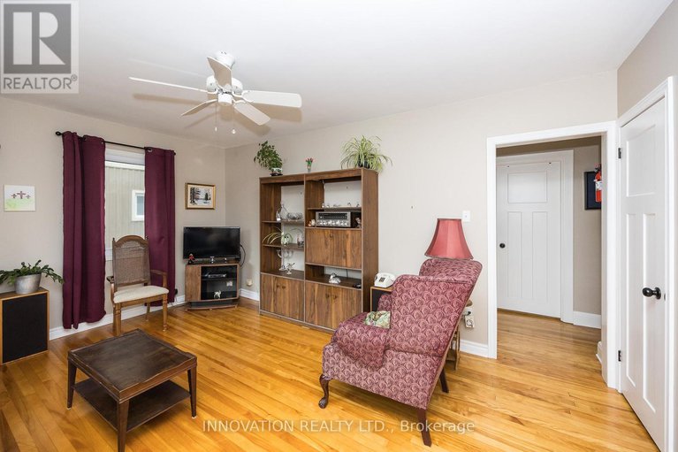 28584986/113-king-george-street/overbrookcastle-heights/ottawa/ontario/K1K1V2_13
