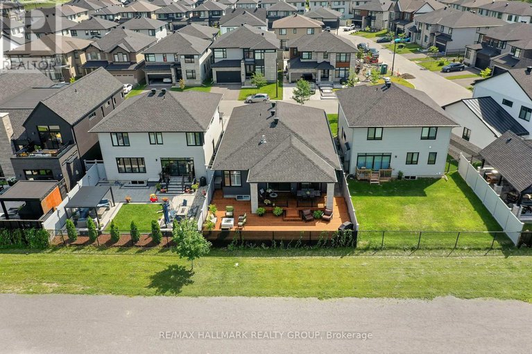28530471/614-gendarme-circle/mer-bleuebradley-estatesanderson-park/ottawa/ontario/K1W0R1_32