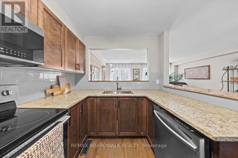 29434399/265-parkrose-private/chatelaine-village/ottawa/ontario/K4A0N8_18