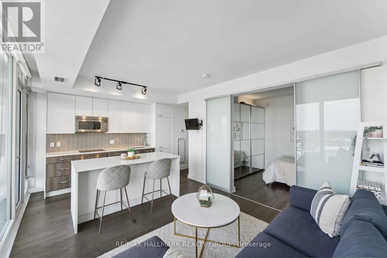 27935361/1602-111-champagne-avenue/west-centre-town/ottawa/ontario/K1S5V3_10