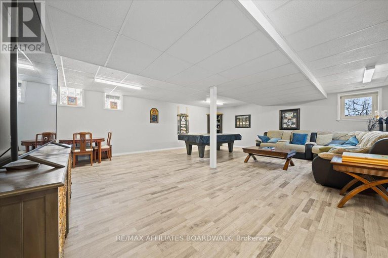 28743332/1700-lakeshore-drive/greely/ottawa/ontario/K4P1H1_32