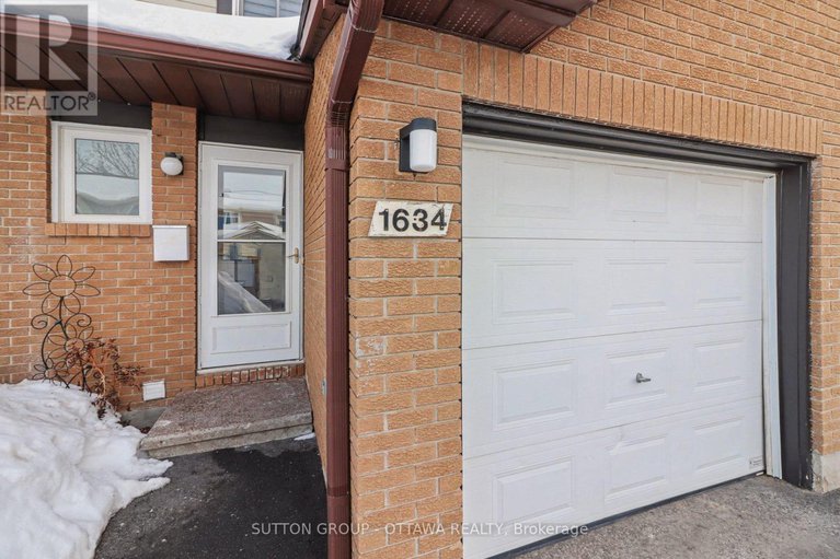 29391910/1634-cheevers-crescent/fallingbrookpineridge/ottawa/ontario/K4A2J5_2