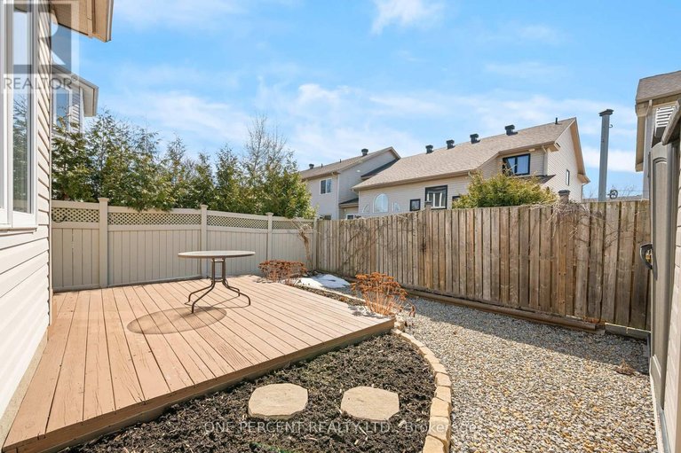 29586149/2113-hallendale-street/springridgeeast-village/ottawa/ontario/K4A4S1_44