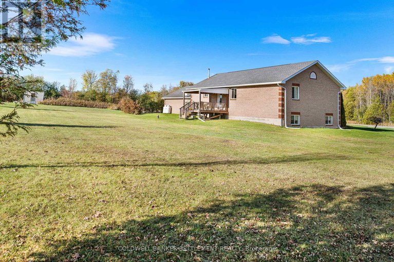 29002354/261-thomson-road/drummond-n-elmsley-drummond-twp/drummondnorth-elmsley/ontario/K7H0L9_47