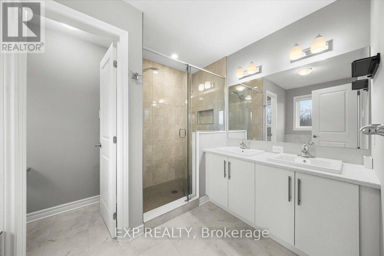 29135889/676-fisher-street/north-grenville-twp-kemptville-south/north-grenville/ontario/K0G1J0_30