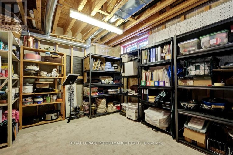 29550912/175-arcola-private/overbrookcastle-heights/ottawa/ontario/K1K4W9_34