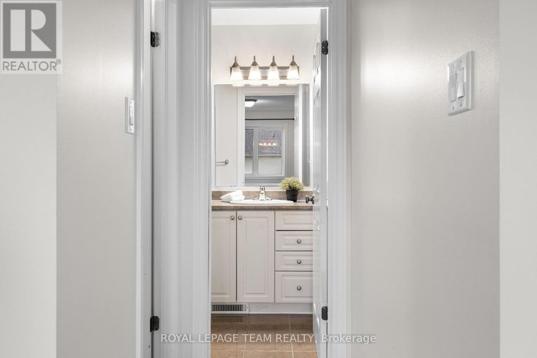 28990504/687-paul-metivier-drive/hearts-desire/ottawa/ontario/K2J2T4_27