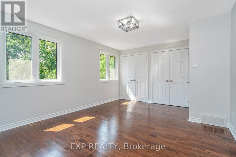 28733539/80-coolspring-crescent/borden-farmstewart-farmcarleton-heightsparkwood-hills/ottawa/ontario/K2E7M8_23