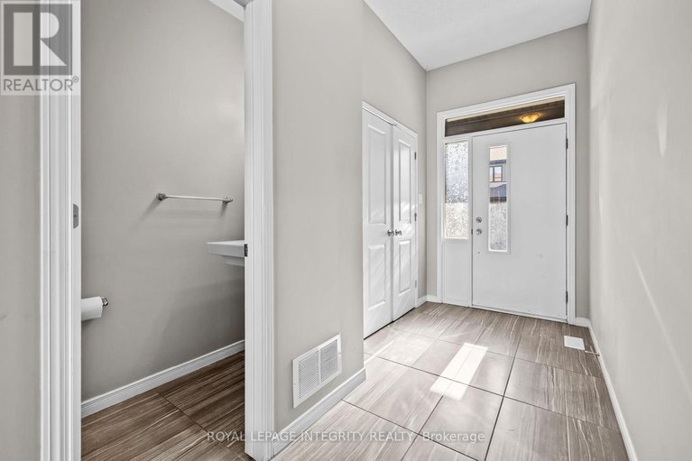 28962538/14-hackney-private/emerald-meadowstrailwest/ottawa/ontario/K2V0K8_2