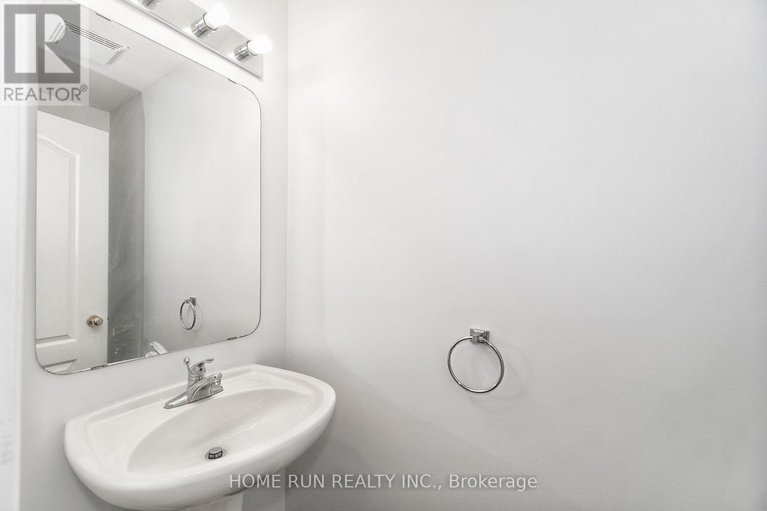 29605927/2222-brockstone-crescent/avalon-east/ottawa/ontario/K4A4V5_32